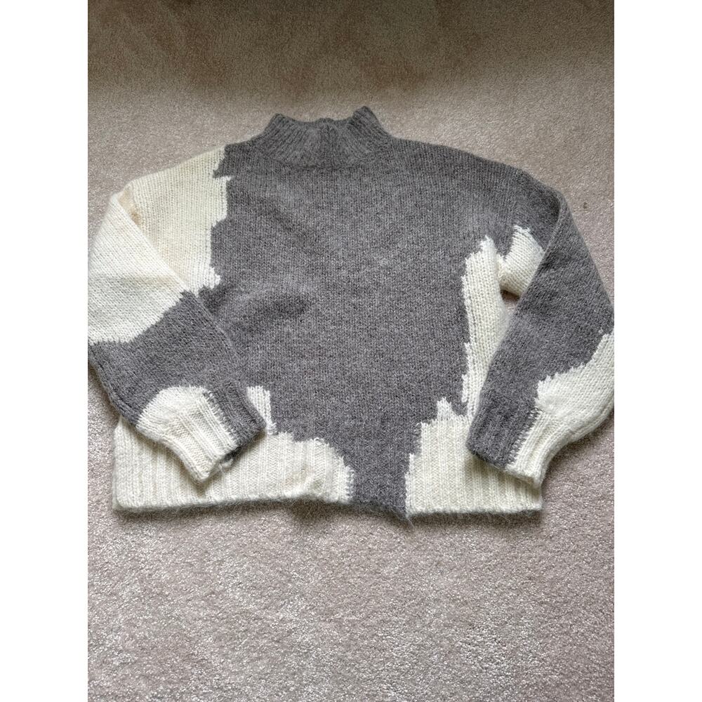 Women’s Mint Velvet Mockneck sweater, XS